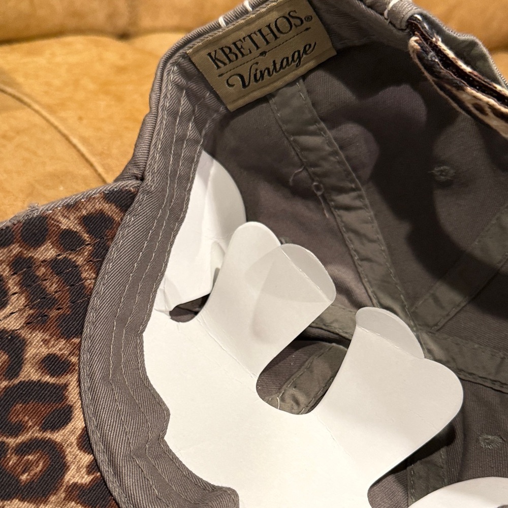 KBETHOS Gray and Leopard Print Cap - Picture 4 of 4